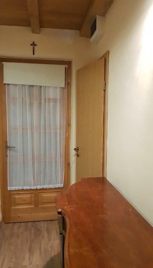 希贝尼克Dvori Svetog Mihaela公寓 外观 照片